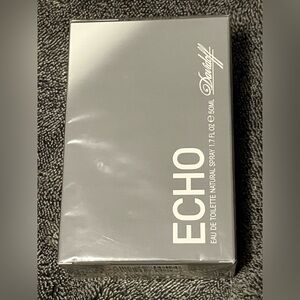 Davidoff Echo For Men Cologne 1.7 oz 50 ml Eau De Toilette EDT Spray RARE IN BOX